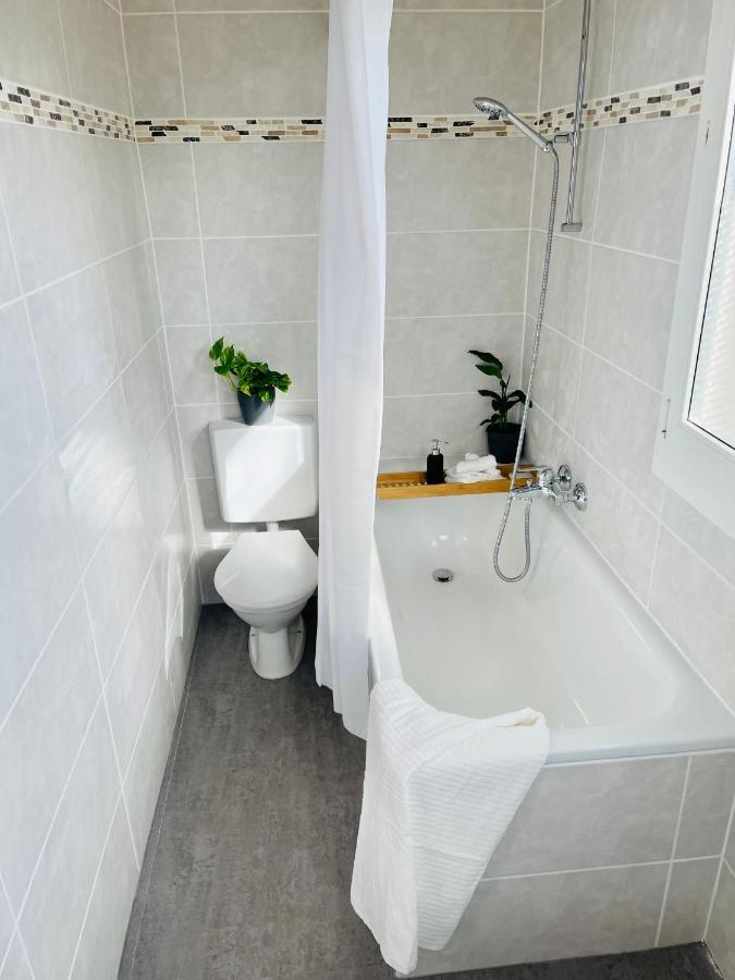 -The Urbanist- Lakeview Free Parking 2Bd Fast Wifi Oberhofen Ngoại thất bức ảnh