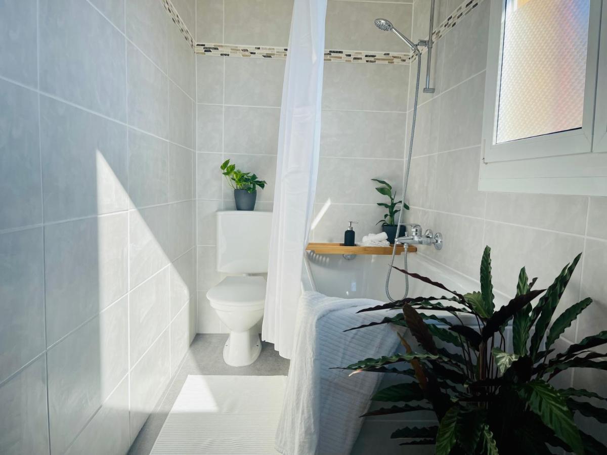 -The Urbanist- Lakeview Free Parking 2Bd Fast Wifi Oberhofen Ngoại thất bức ảnh